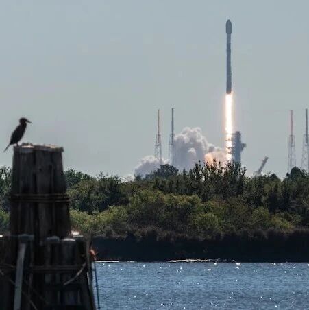 27手猎鹰九号发射29颗星链卫星